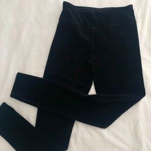 Vineyard Vines textured black leggings: Size Large